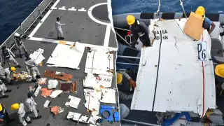 Wreckage Found as Five Crew Remain Missing in K2 Airways 737 Incident