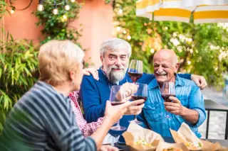 Boomers’ top casual-dining pick is Olive Garden, survey shows