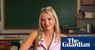 Legally Blonde Gets a 90s Teen Prequel on Prime Video