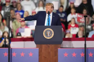 Trump pledges $100M Kentucky drug plant investment contingent on GOP midterm victory