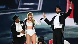 Kelce's Country-Career Move Could Strain Swift Marriage, Expert Warns