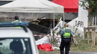 11 dead after skydiving plane crashes near Nancy, France