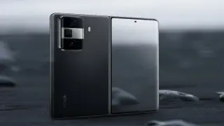 Honor delays wide foldable to January 2027, targeting Samsung and Apple