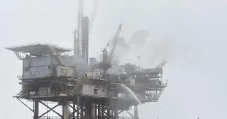 Carpinteria offshore rig fire prompts 26 evacuations; no immediate environmental threat