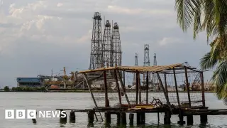 US-Venezuela oil deal billed as historic, promising to double US oil reserves