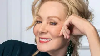 Jean Smart Cast as New Love Interest in Searchlight's 'The Families Stone' Sequel
