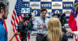Democrats Link Washington Corruption to Rising Costs in Final Midterm Push