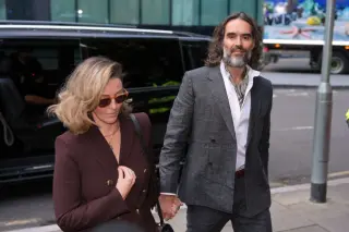 Russell Brand Arrives at Southwark Court for High-Profile Trial