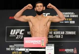 Chimaev eyes light‑heavyweight jump after UFC 328 title defense