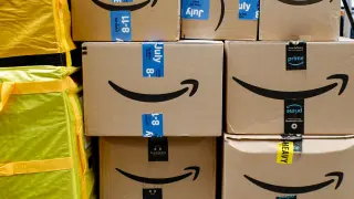 Amazon's AI bet lifts shares as Jassy touts long-term growth