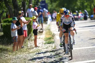 Niewiadoma-Phinney seizes Ventoux yellow as Vollering rues missed gap