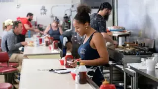 Lower-wage earners gain ground as wage gap narrows