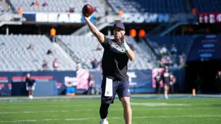 Bears QB Keenum gets official win despite one snap; Bagent to start vs. Packers