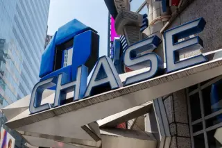 US Banks Report Mixed Q3 Results as Rising Rates Strain Trading and Deposit Competition