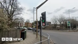 London car drives toward Jewish students; police seek witnesses