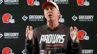 Monken deflects Browns QB duel in a lighthearted media moment