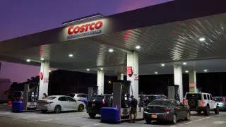 How Costco’s Gas Prices Keep Members Coming Back