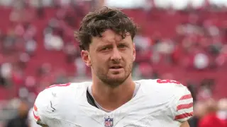 49ers weigh veteran TE to fill Tonges gap after injury