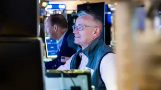 Software Rally Sparks Bold Options Bets as IGV Advances
