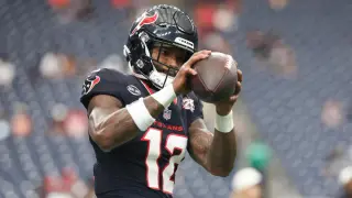 NFL Week 3 Injury Report: Mayfield Thumb, Evans Rib, and Nacua Absence Headline Chaos