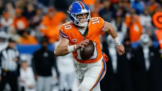 Broncos and Seahawks Face Off in High-Stakes Thursday Night Clash Amid Weather and Coaching Tensions