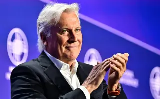 Walter’s high-stakes pivot: Lakers sale amid federal probes into his insurance empire