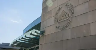 NIH Board Unanimously Condemns Kennedy's Vaccine Clinic as Politicized