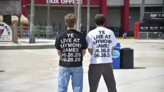 Ye’s Tampa comeback rises above the crowd—literally, on a giant globe