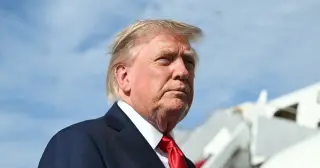 White House pivots to Trump-centric strategy as midterm polling turns grim