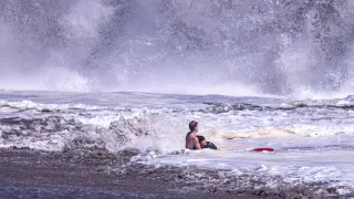 Trump to honor teen lifeguard who saved boy at Santa Cruz beach