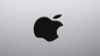Foldable iPhone Ultra Delights Testers, but Omits Telephoto and Face ID