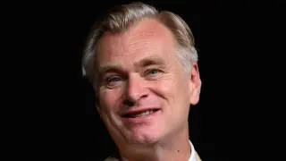 Nolan Defends Familiar Storytelling in Critics’ Clash