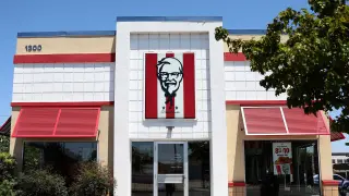 KFC Ends Decades-Long Pepsi Tie, Switches to Coca-Cola in 2027