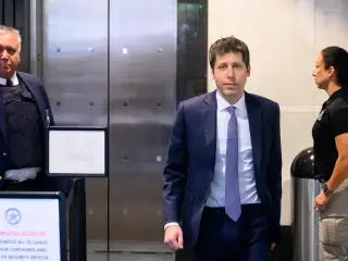 Altman testifies as OpenAI-Musk lawsuit centers on control and the charity-to-profit pivot