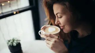 Cork Study Links Coffee to Gut-Brain Mood Shifts, Experts Caution