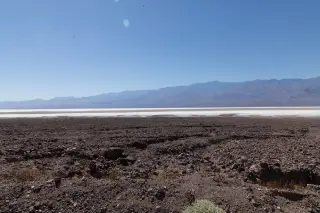 Desert tragedy in Death Valley: French visitor dies after car gets stuck