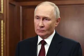 Putin Opens Door to Talks, but Won’t Take the First Step, Kremlin Says