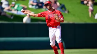 Chris Taylor Calls It Quits After 12-Season MLB Run