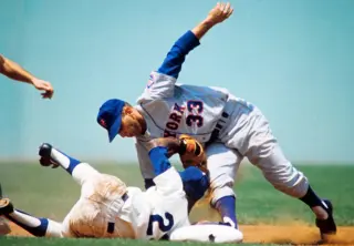 Ron Hunt, Scrappy MLB Veteran Known for Being Plunked, Dies at 85