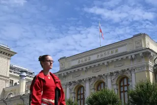 Russians rush cash as fear of Kremlin seizure to fund war grows