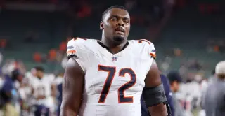 Bears finalize 53-man roster with Dexter trade, secondary battles