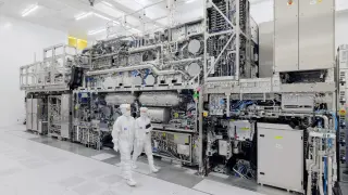 Chipmakers back ASML's high-NA EUV upgrade, eye 12-inch photomasks and 40% productivity uplift