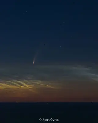 NEOWISE Rises Over the Adriatic in a Nighttime Timelapse