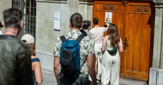 Swiss voters reject plan to cap population at 10 million by 2050