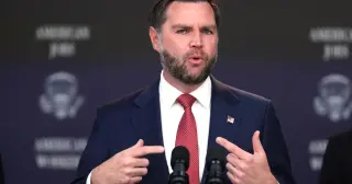 White House freezes tech green cards, probes elite universities over visa use