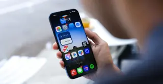 iOS 27: Siri AI, Liquid Glass UI, and bigger widgets land Sept 14