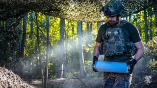Russia Bets on Small Infiltration Cells as Frontoline Push Stalls