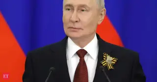 Putin May Probe NATO Resolve With Hybrid Attacks, US Intel Warns