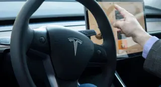 Tesla FSD Promises Falling Short: Musk Signals HW3 Gap and HW4 Push