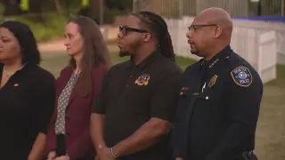 Seattle unites for vigil honoring Bite of Seattle shooting victims as investigation continues